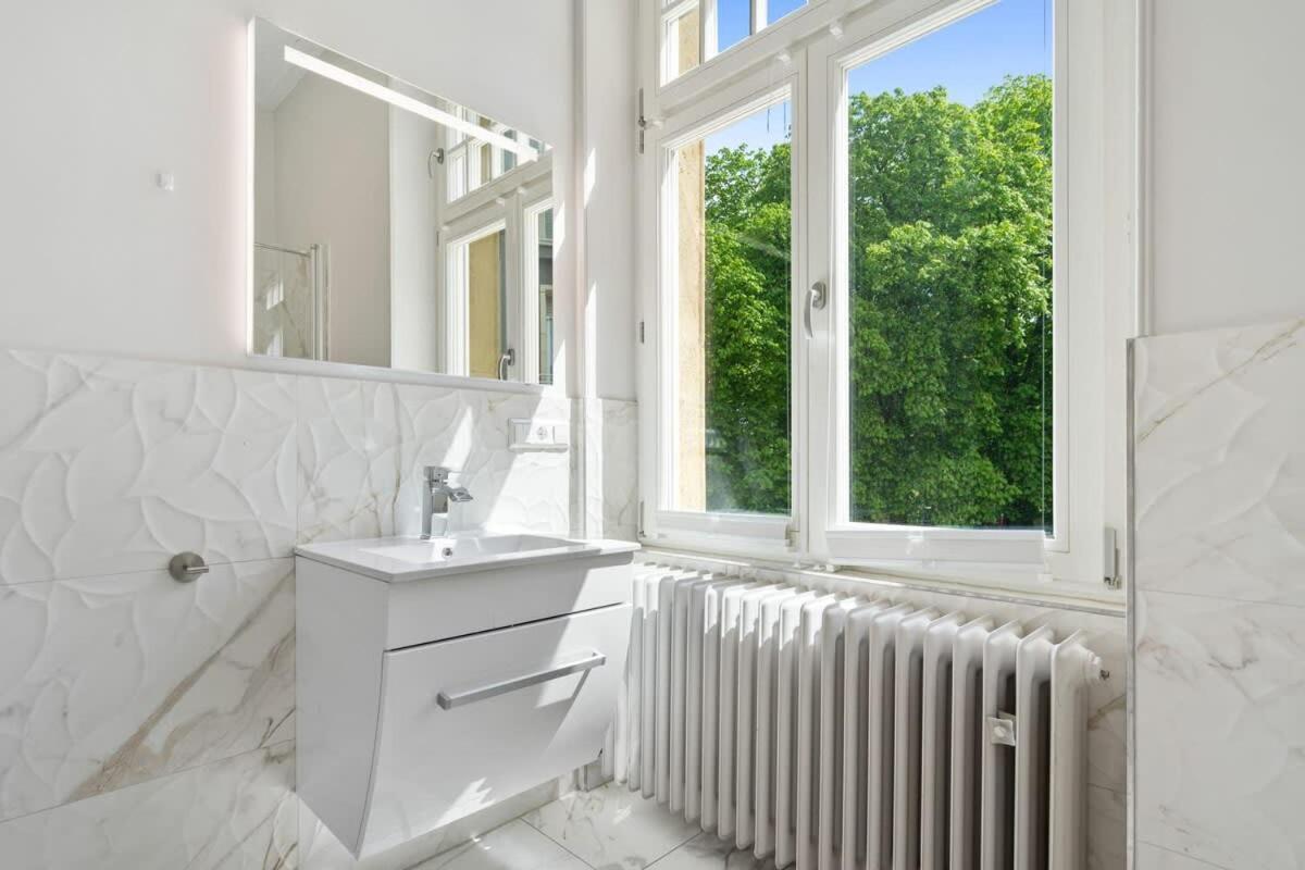 Room W Shared Bathroom&Kitchen In Luxury Villa Luksemburg Zewnętrze zdjęcie